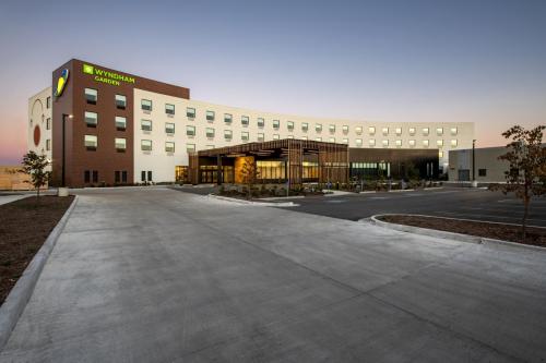 Wyndham Garden Winnipeg Airport